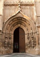 puerta-apostoles