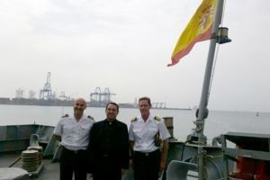 Visita del Vicario General del Arzobispado a unidades de la plaza de Las Palmas de Gran Canarias