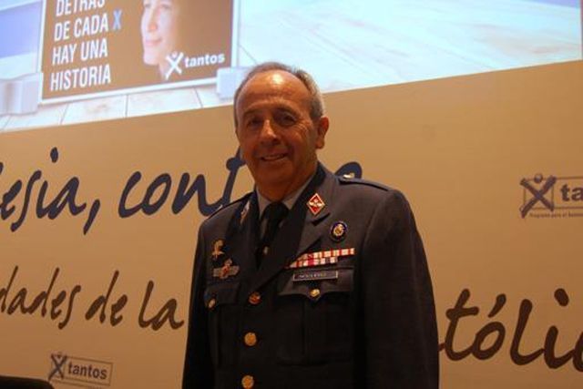 «En las Fuerzas Armadas también hay familias pobres»