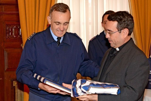 LA ACADEMIA BÁSICA DEL AIRE AGRADECIDA AL VICARIO GENERAL CASTRENSE