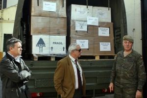 Cáritas Castrense envía a Ceuta 2.000 kilos de ropa para los migrantes alojados en el CETI