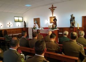 Los especialistas del Ejército de Tierra destinados en Tenerife rinden honores a su patrón San Juan Bosco