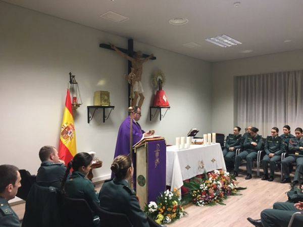 Comienzo de la Cuaresma en la Academia de Oficiales de G.C.