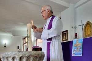Los niños de la catequesis de Tenerife reciben el sacramento de la penitencia