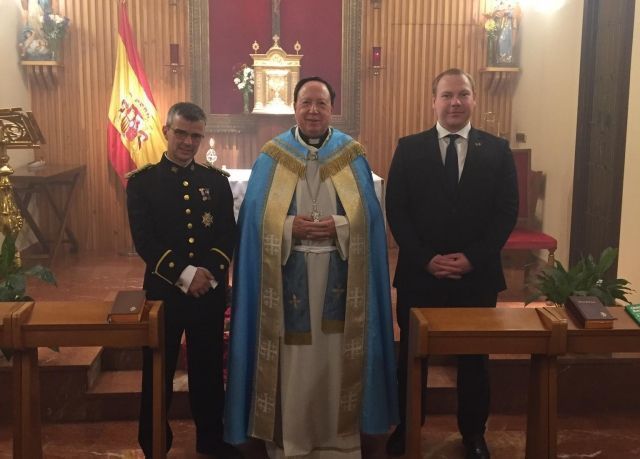El Señor Arzobispo confiere el rito de admisión a dos seminaristas castrenses