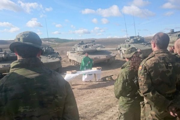 El Capellán de la Brigada Extremadura XI Clausura el Año de la Misericordia