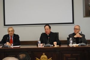 Reunión del Arzobispo con el equipo de los Servicios Centrales de Cáritas Castrense