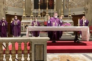 El Arzobispo Castrense y el equipo de gobierno celebran en Roma el funeral por D. Juan del Río en el I Aniversario de su fallecimiento