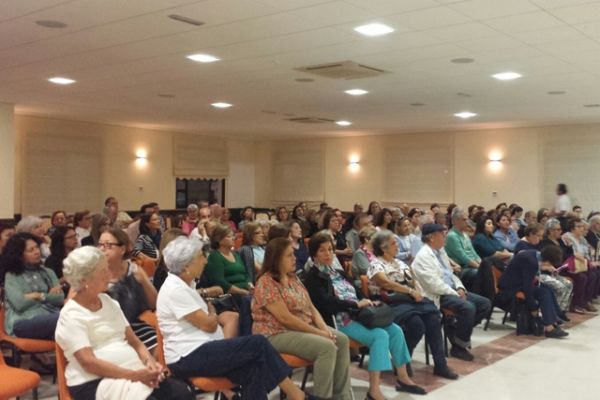 Conferencia sobre la devoción al corazón de Jesús en Tenerife