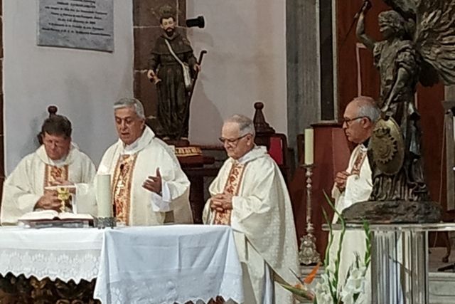 La Policía Nacional de Tenerife celebra sus patronos
