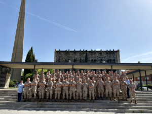 Alumnos de la Academia Básica del Aire visitan la Basílica de la Virgen del Camino