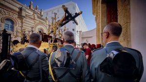 Salida Procesional del Santísimo Cristo de la Expiración y María Santísima de la Victoria de Cádiz