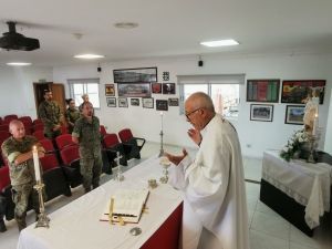 El Batallón de Helicópteros de Maniobras VI de la isla de Tenerife honra a su patrona Nuestra Señora de los Ángeles