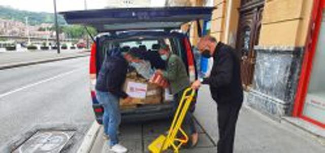 Cáritas Parroquial Castrense de Vizcaya recoge tonelada y media de alimentos
