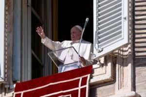 Ángelus: Fiesta de la Santísima Trinidad