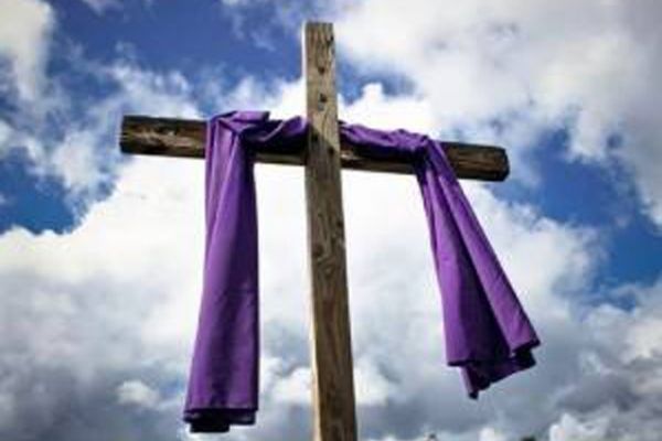 Cien días de Gracia. Catequesis con motivo de la Cuaresma y la Pascua