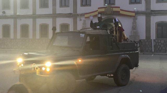 Visita de los Reyes Magos a la Base Aérea de Matacán y el Acuartelamiento “General Arroquia” de Salamanca