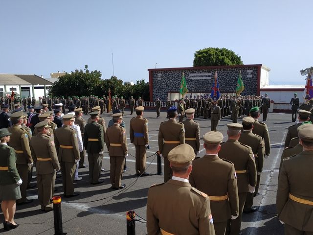 El Cuerpo de Especialistas de Tenerife celebran la festividad de su patrón San Juan Bosco.