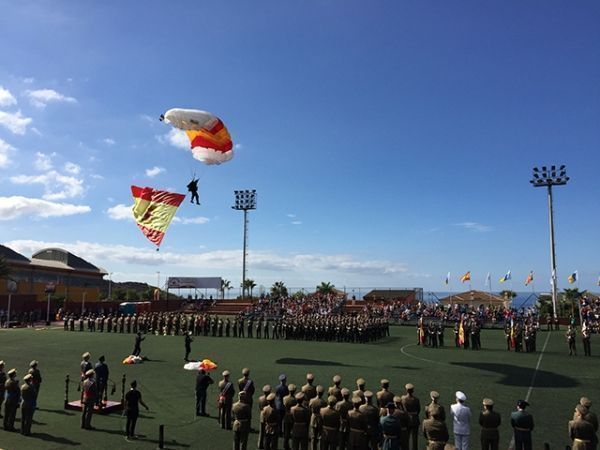 Espectacular jura de Bandera de Adeje en Tenerife