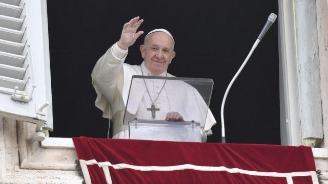 Ángelus: “Jesús no dialoga con el diablo”