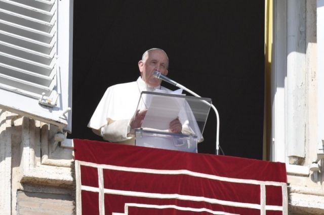 PAPA FRANCISCO ÁNGELUS Plaza de San Pedro Domingo, 6 de febrero de 2022