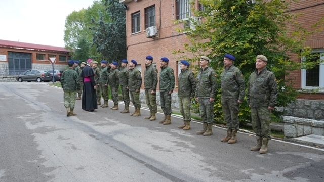 Visita pastoral del Arzobispo Castrense de España a la Base FAMET y San Pedro de Colmenar Viejo, Madrid