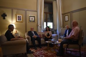 El Arzobispo Castrense de España recibe al Gran Maestre del Capítulo de la Reina Isabel la Católica