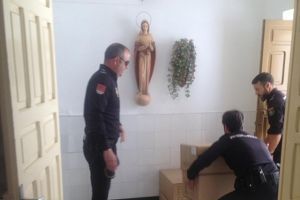La Policía Nacional dona 7.500 raciones de alimentos a distintas Órdenes religiosas y comedores sociales de Sevilla