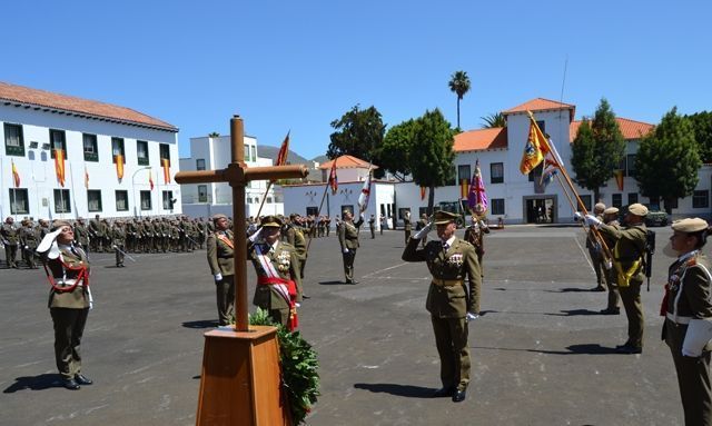 Los Zapadores de Tenerife honran a San Fernando