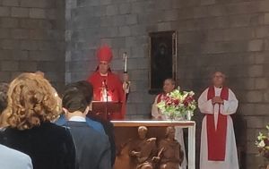 Confirmaciones en Tenerife de jóvenes de la jurisdicción castrense y de la parroquia de San Cristóbal de La Laguna