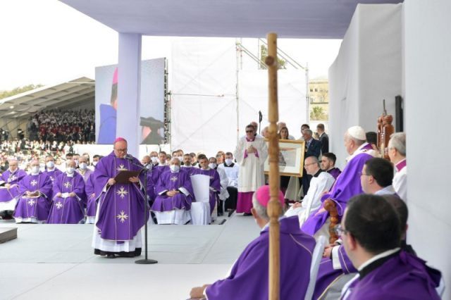 VIAJE APOSTÓLICO DE SU SANTIDAD EL PAPA FRANCISCO A MALTA (2-3 DE ABRIL DE 2022) ÁNGELUS Plaza de los Graneros, Floriana Domingo, 3 de abril de 2022